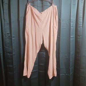 1x linen blend pants with lace cargo pockets. Like new